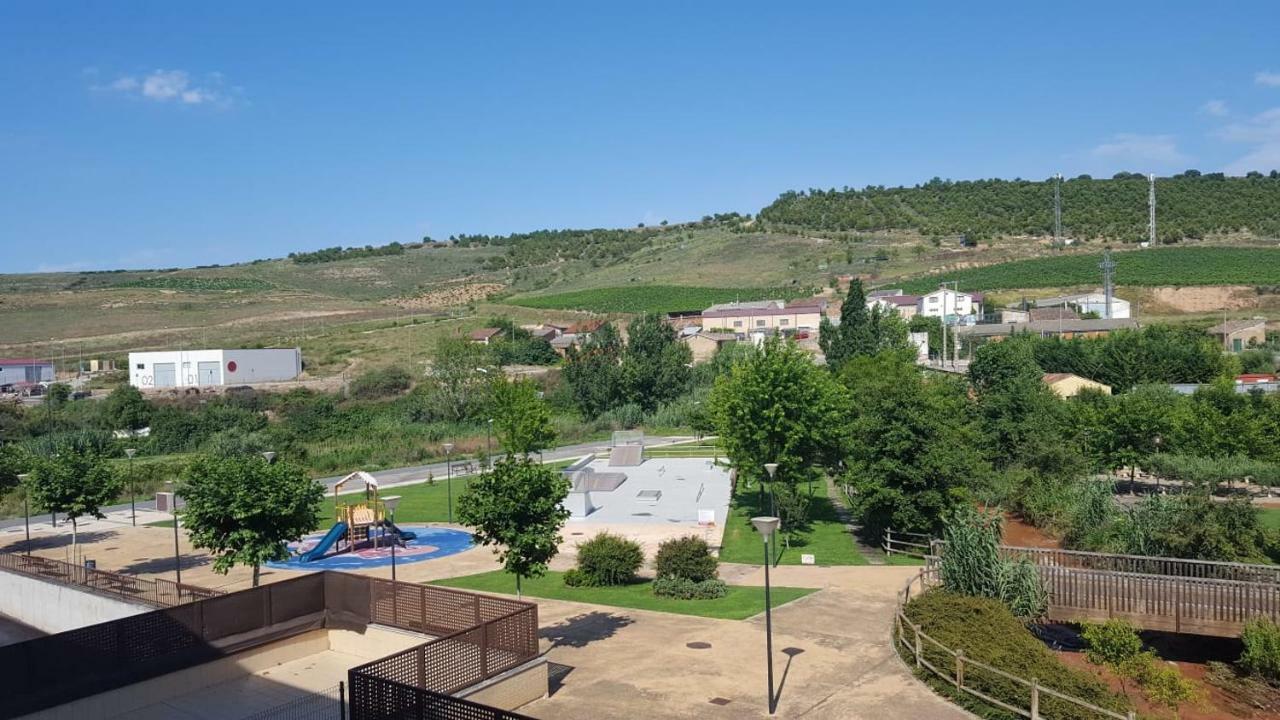 Apartamento Entrevinas En El Corazon De La Rioja Fuenmayor Exteriör bild