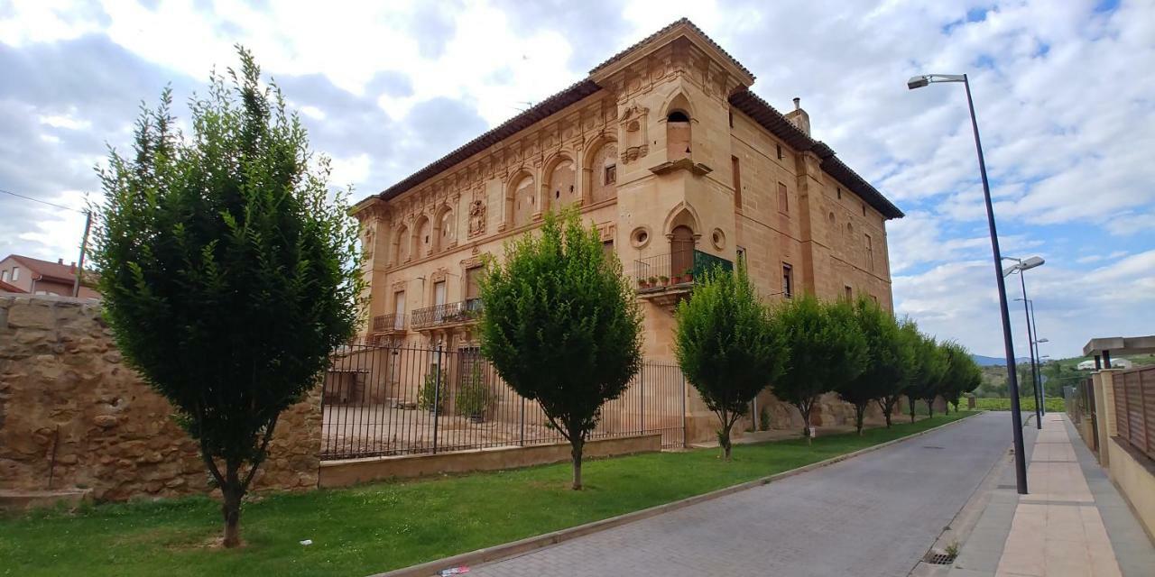Apartamento Entrevinas En El Corazon De La Rioja Fuenmayor Exteriör bild